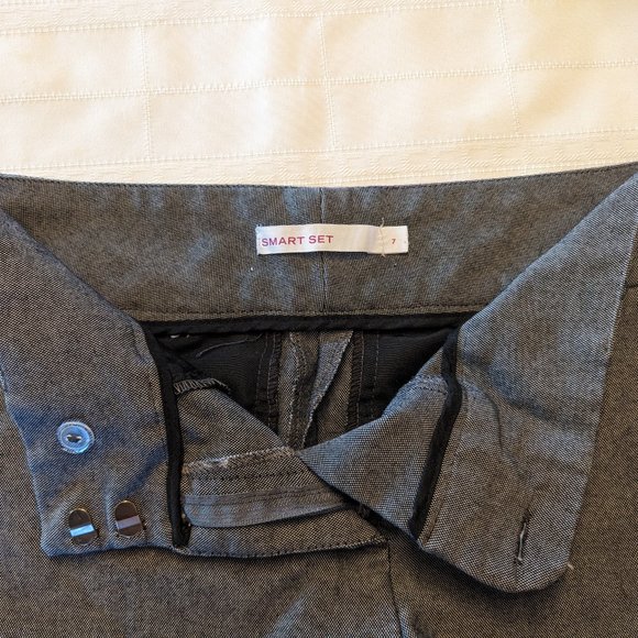 Dress Shorts - Picture 4 of 6